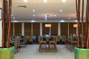 Dining - A Place You’ll Love Coming Back To! Outdoor Pool, Steps from Miami Boardwalk! (Miami Beach)