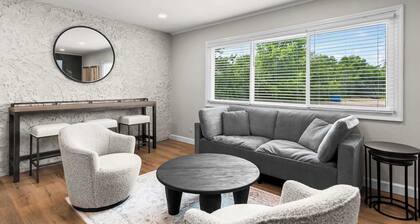Newly Renovated Unit in Central Spfld! #203