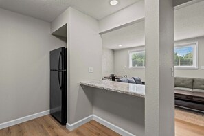 Unclassified image, 3 of 17, button - Newly Renovated Unit in Central Spfld! #103 (Springfield)
