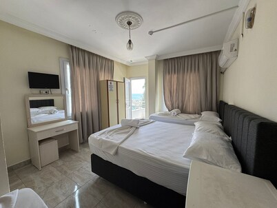 Holiday Hotel