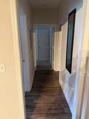 Interior - Cozy 2-bedroom apartment and 4min walking distance to Mercedes-Benz Stadium (Atlanta)