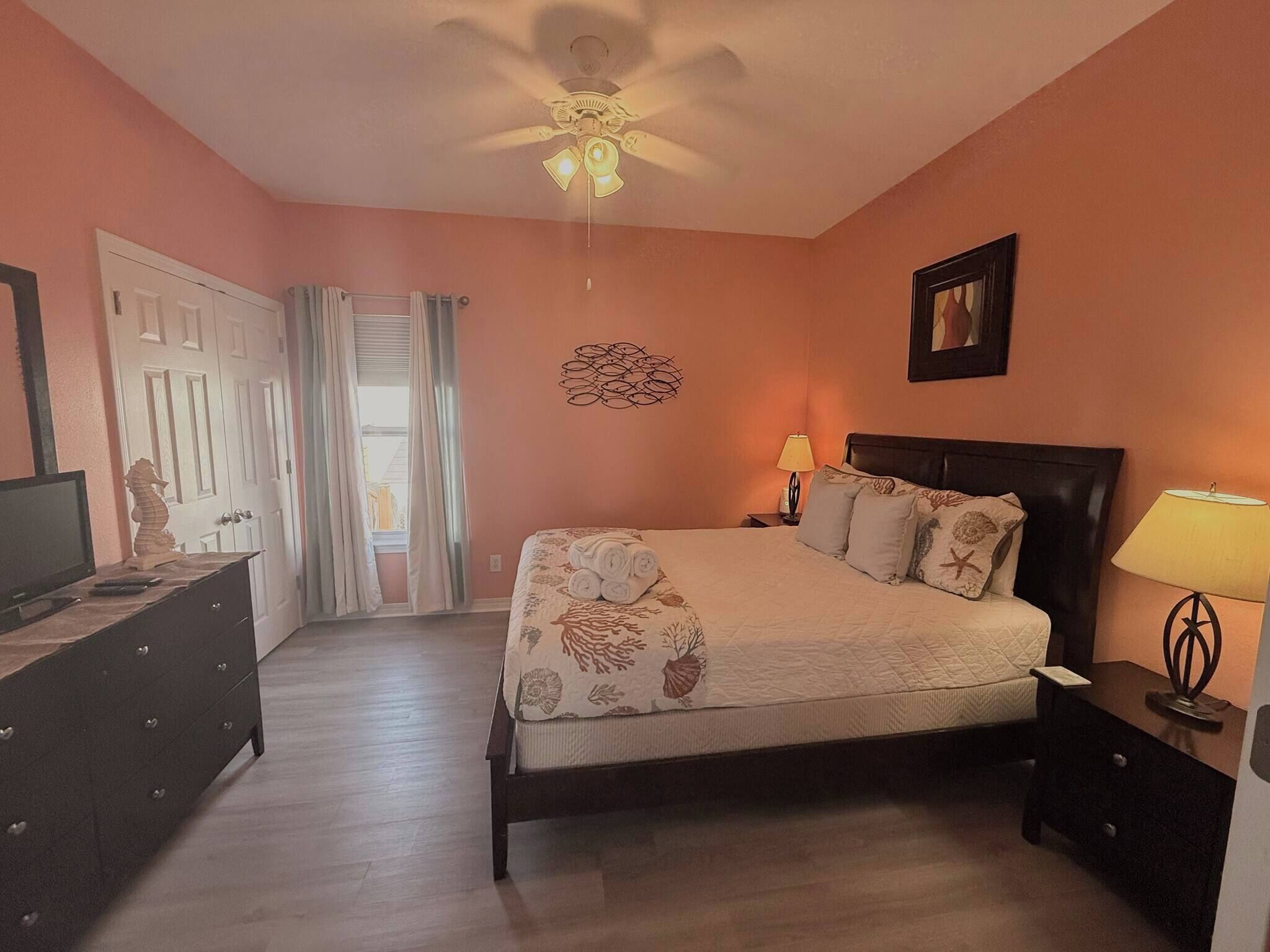 Casa, 3 habitaciones, balcón, vistas al jardín