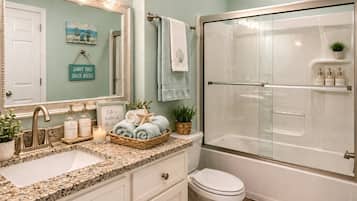 House, 3 Bedrooms, Smoking, Patio | Bathroom