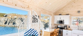 The Pixie, Twillingate
