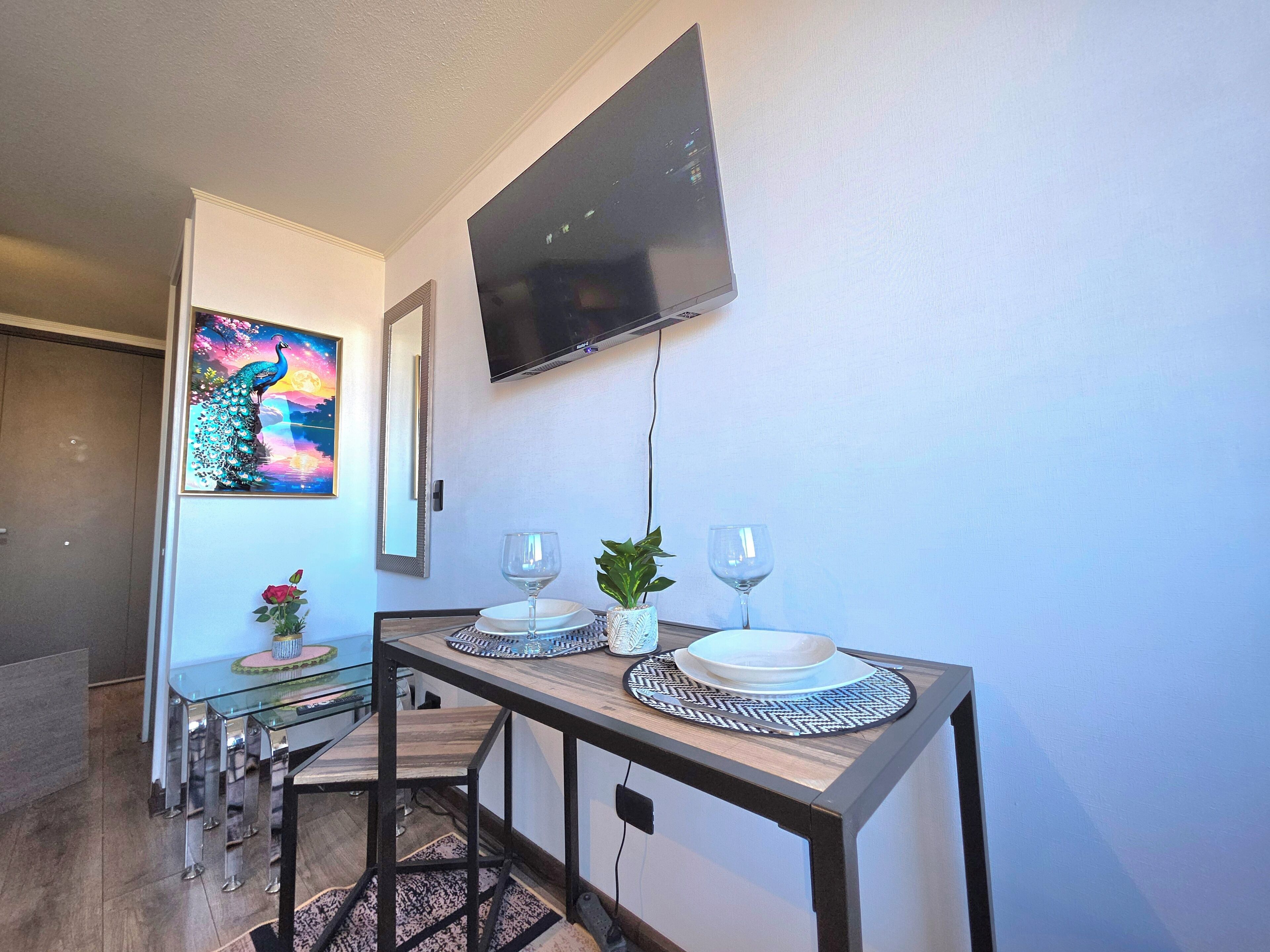 Apartamento executivo, sacada, vista para a montanha | Opções para refeição