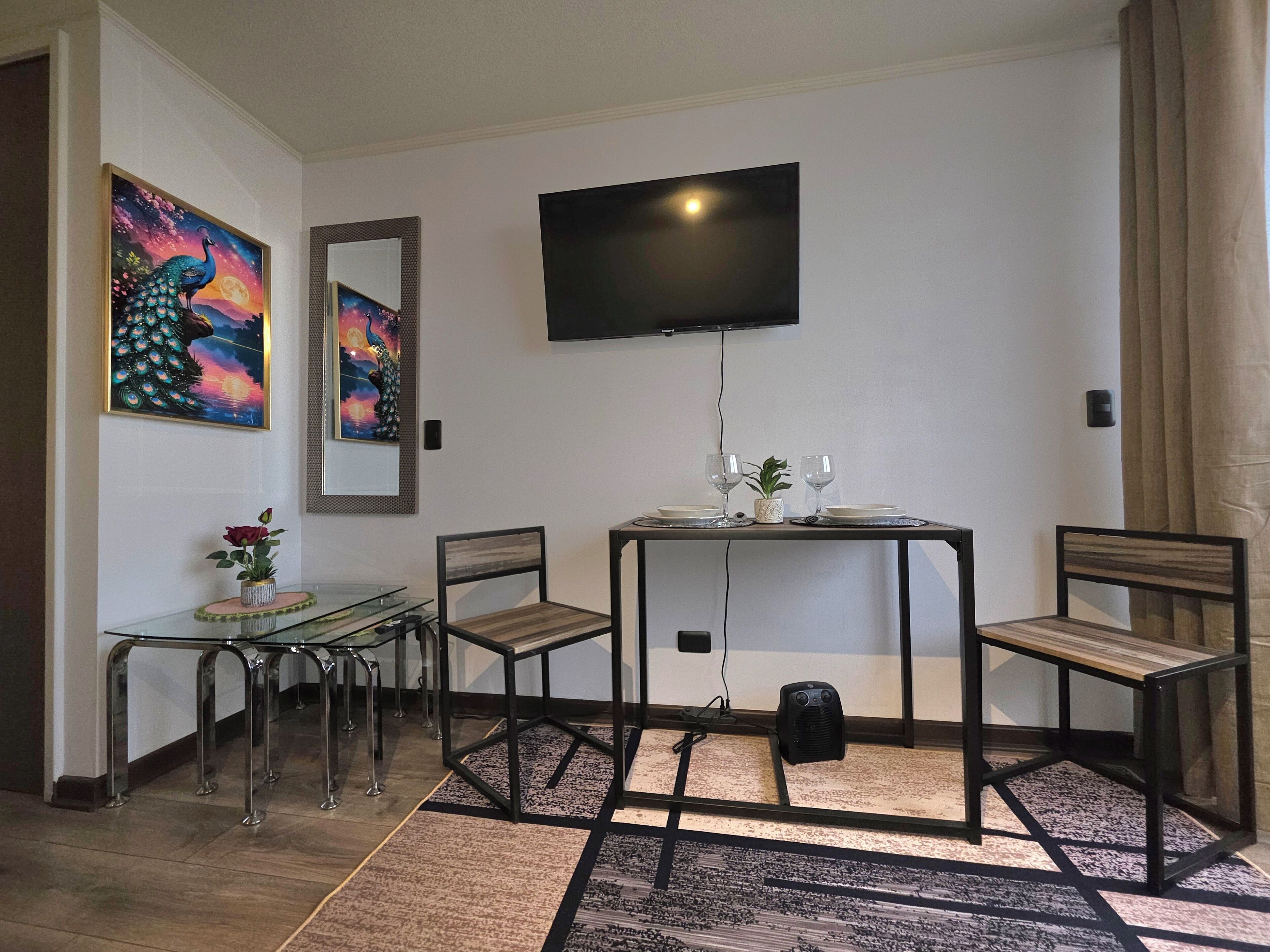 Executive Apartment, Balcony, Mountain View | Dining