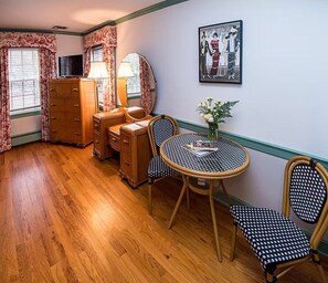 Interior - The Fitzgerald at The Manor on Rosedale Bed & Breakfast  (Highspire)
