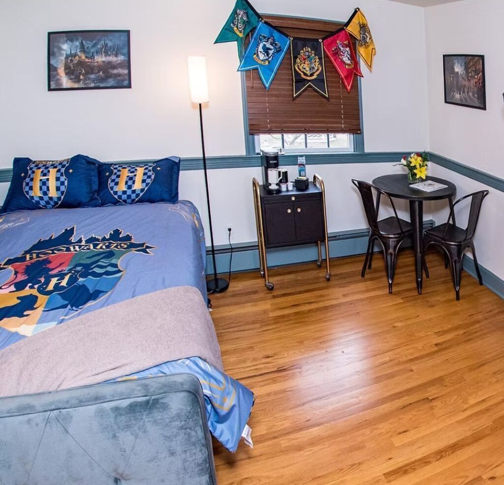 1 quarto, Wi-Fi de cortesia, roupa de cama