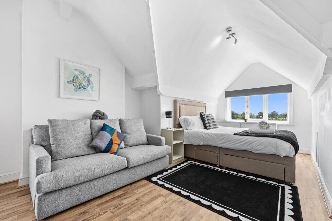 1 bedroom, desk, iron/ironing board, WiFi