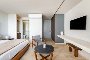 Een strijkplank/strijkijzer, gratis wifi, beddengoed
