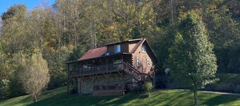 Secluded 3-bedroom cabin perfect for relaxing getaway along Kentucky River