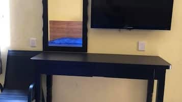 Camera Comfort con letto matrimoniale o 2 letti singoli, vista oceano parziale | Wi-Fi gratuito, lenzuola
