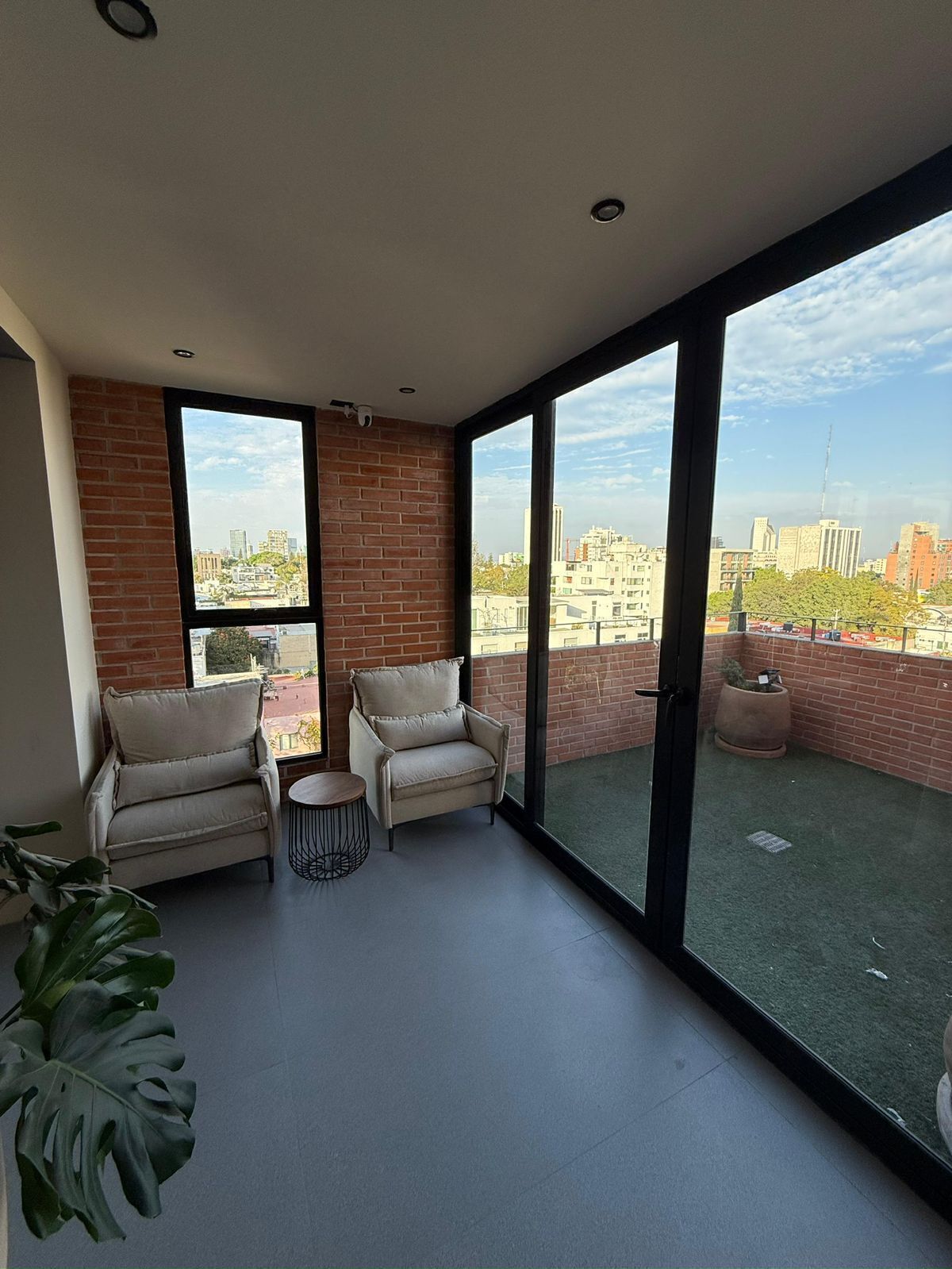 Comfort Apartment, City View | Interior