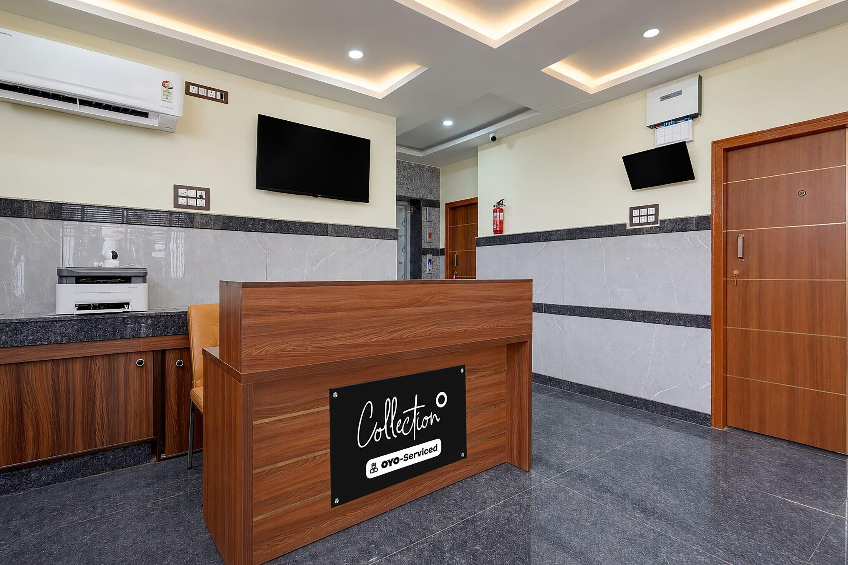 House | Reception