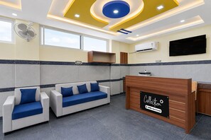 House | Reception
