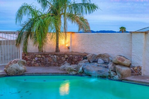 Highlander Retreat - Pool, Pool Table, Comfort
