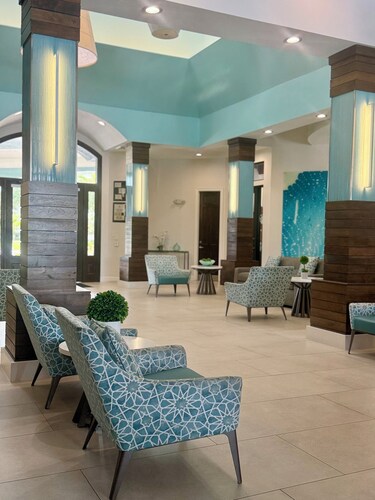 1 BR Resort Condo, Sleeps 4. Minutes to Disney! Free Shuttle.