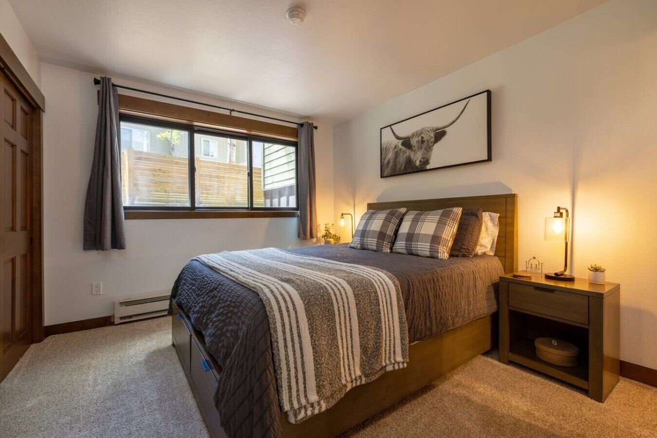2 habitaciones, tabla de planchar con plancha, cuna de viaje y wifi 