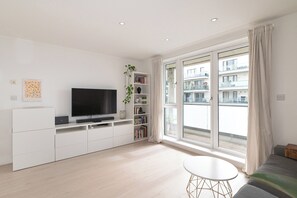 TV