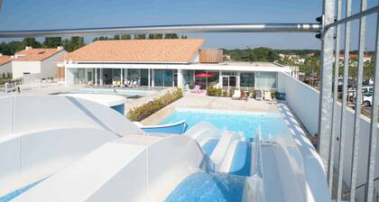 Appart cabine avec piscines, côte Vendée