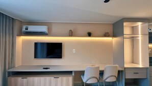 Ảnh chưa phân loại, 3 trong số 9 ảnh, nút