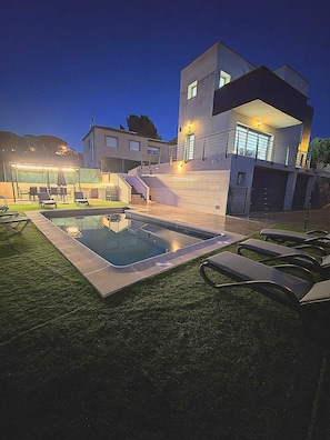 Piscine extérieure