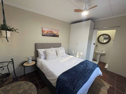 Accommodation at Klein Street-blue