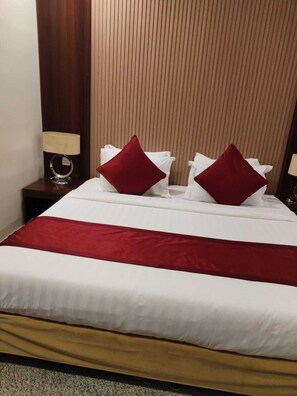 Studio Economy, quang cảnh thành phố | Két bảo mật tại phòng, phòng cách âm, bàn ủi/dụng cụ ủi quần áo 