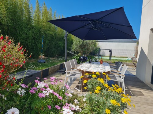Heated swimming pool - House 8 pers - 500m from the beach