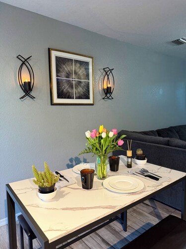 3-bedroom Botanical Home in beautiful Port Charlotte Center of everything