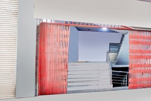 House | Reception - Classic Hotel O Sector 49 Noida (Noida)