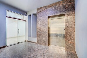 House | Interior - Classic The Urban (Noida)
