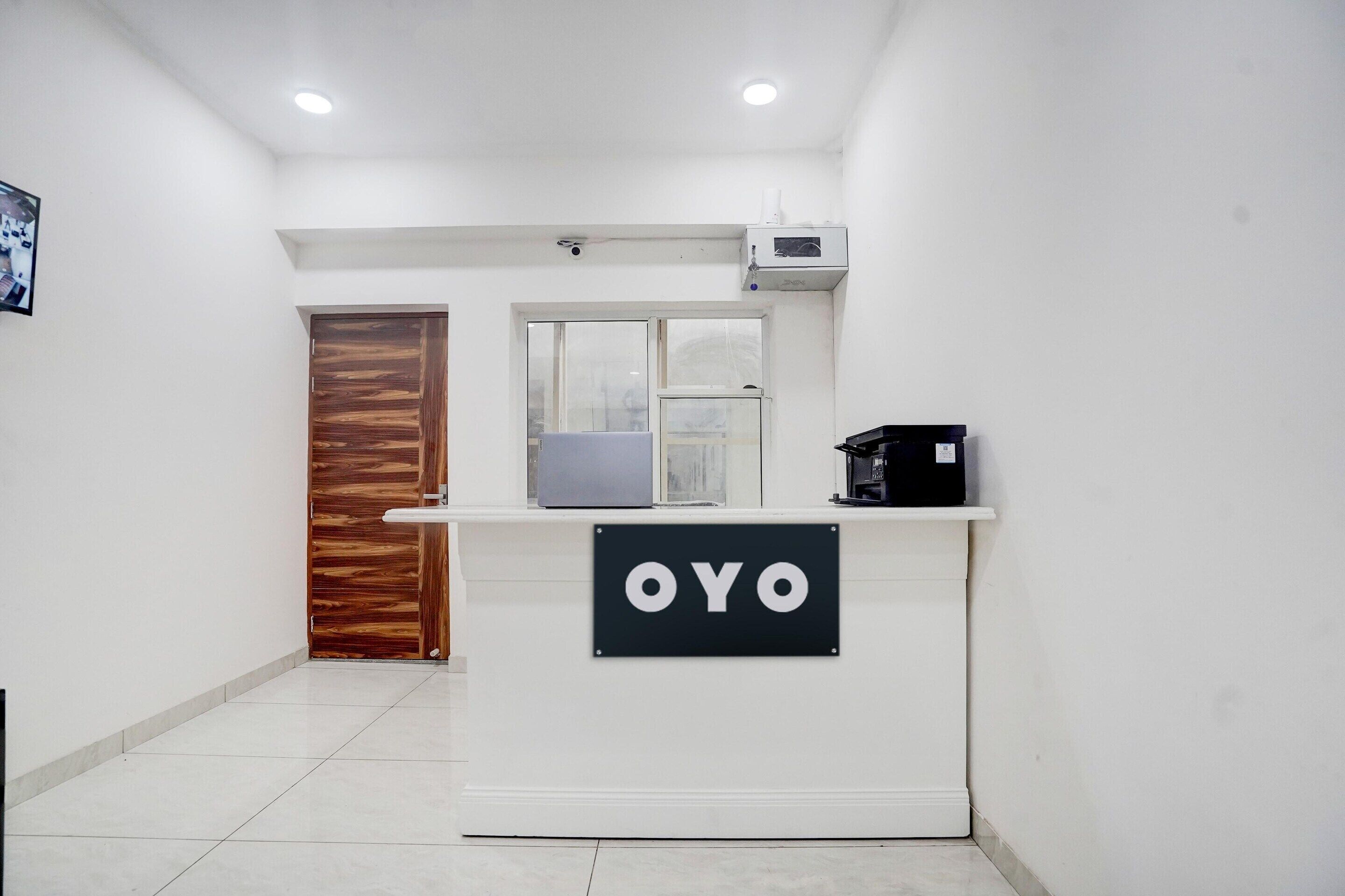 House | Meja sambut tetamu