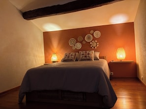 WiFi, bed sheets