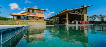 Casa P na Areia com Piscina a em Lu s Correia