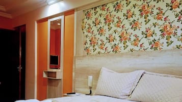 Comfort Double Room | Desk, free WiFi