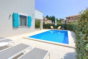 Beheizter Pool
