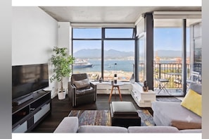Smart TV - Charming Apartment Gastown Downtown FIFA (Vancouver)
