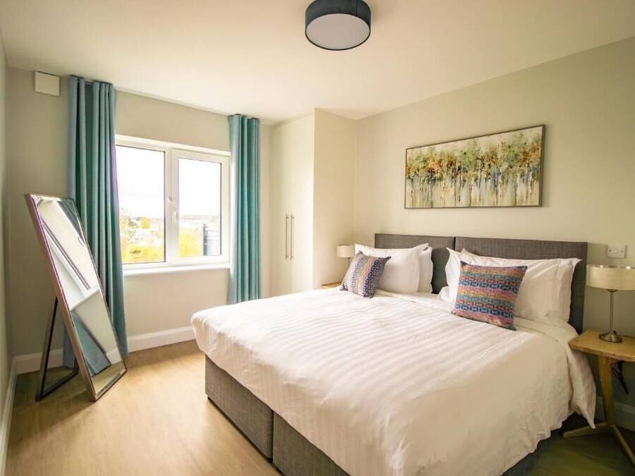 Deluxe Apartment, 2 Bedrooms, Balcony, City View | Iron/ironing board, free WiFi