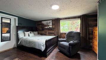 5 bedrooms, free WiFi, bed sheets
