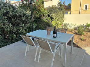 Outdoor dining - Terracotta (Sorgues)