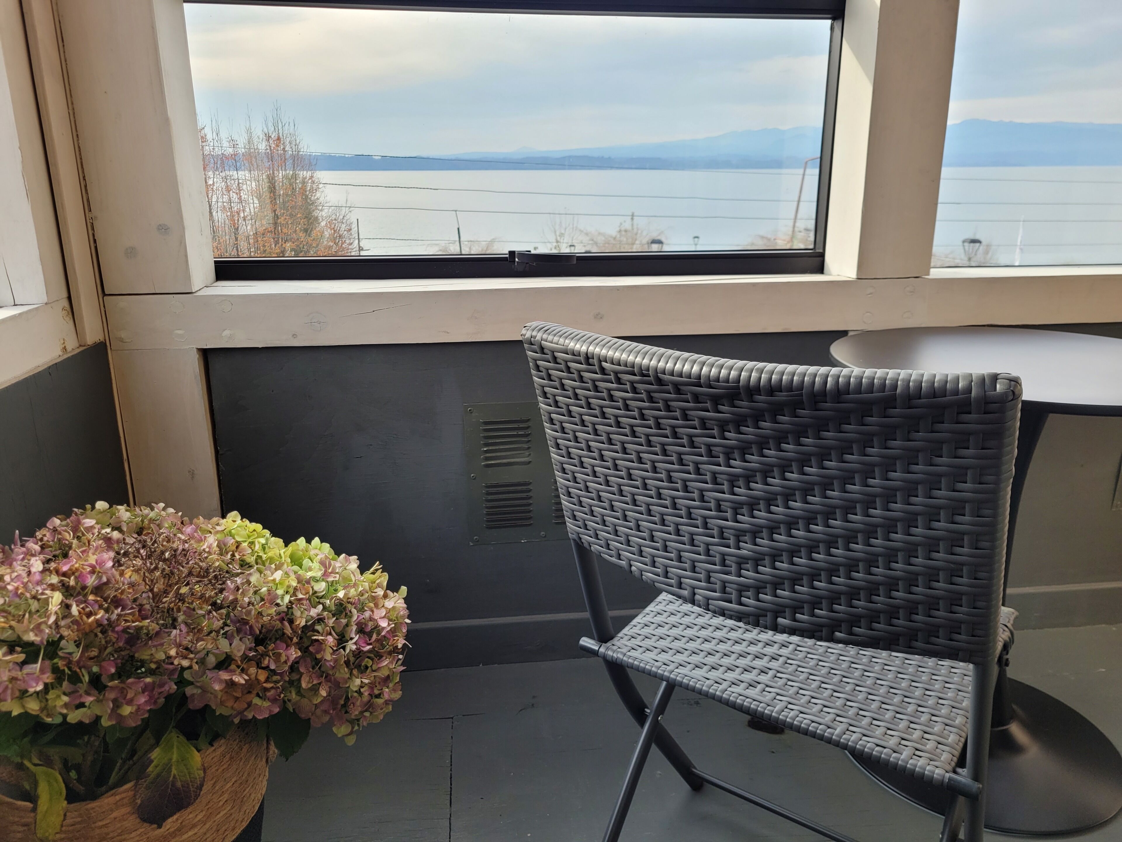 Habitación estándar doble, balcón, vistas al lago | Interior