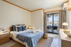 Iron/ironing board, Internet, bed sheets - Apartment Tália with Pool by Centralgarve (Loulé)