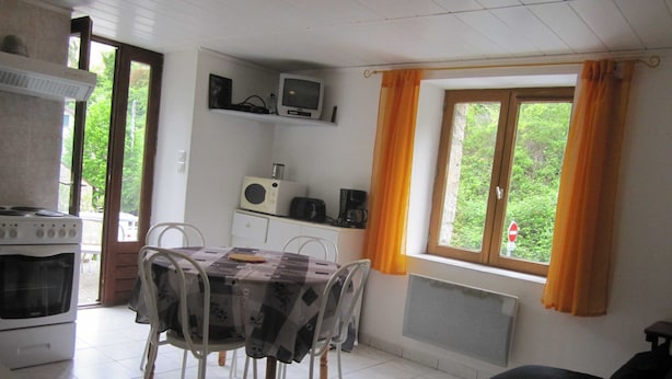 Interior - LA COUSTOUILLE (Serves 2–4) (SAINTE-ENIMIE)