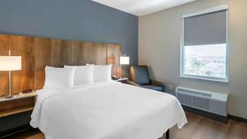 1 bedroom, iron/ironing board, WiFi (free), bed sheets