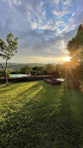 Magical Umbrian Villa with pool!