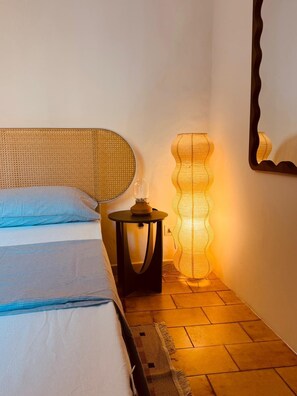 Room - Piazza del Borgo 2 (Entire Property 2BR) InBorgo (ACQUASPARTA)