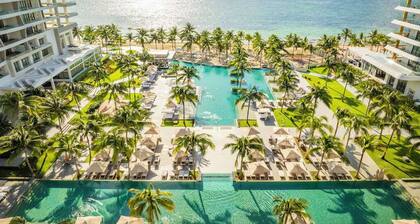 Luxury Garza Blanca Cancun - 5 Diamond Resort and Spa - Holiday Weeks Available!