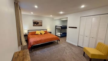 4 bedrooms, free WiFi, bed sheets