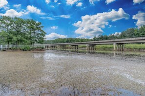 Miscellaneous - Kamp Bisteneau camperon lake with Boat launch (Elm Grove)
